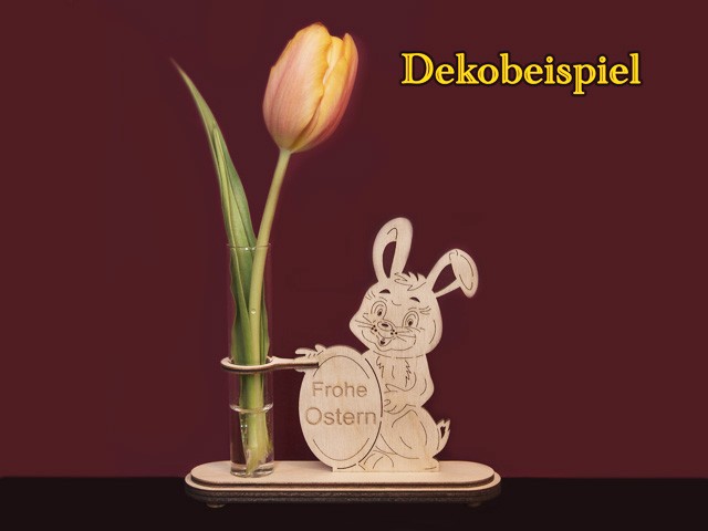 Osterhaeschen mit Vase